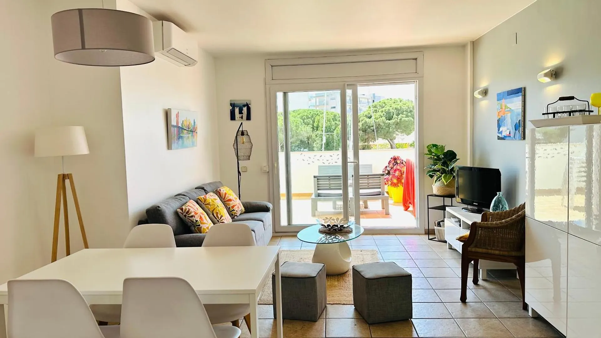 Global Immo 3365 Vigata Appartement Roses Spanje